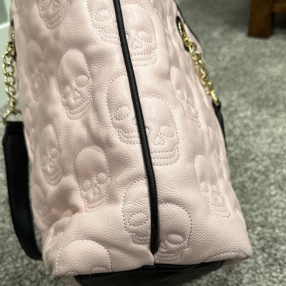Betsey Johnson Light Pink Skull Tote - Picture 8 of 11